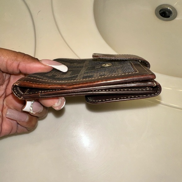 Fendi Zucci FF compact Logo Wallet - Picture 6 of 10